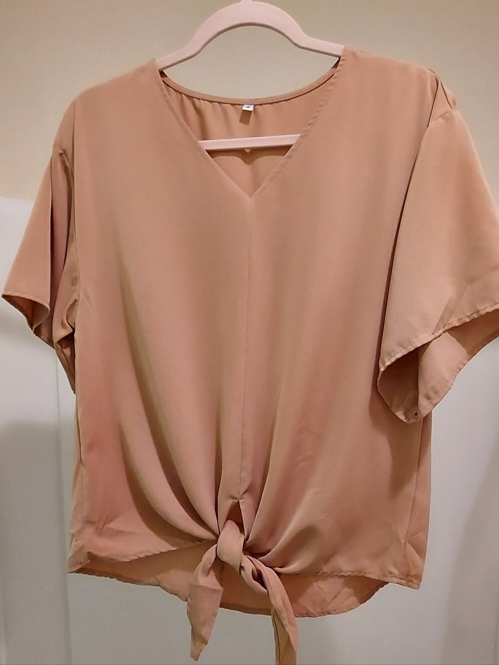 Womens V-Neck Tie-Front Top in Blush